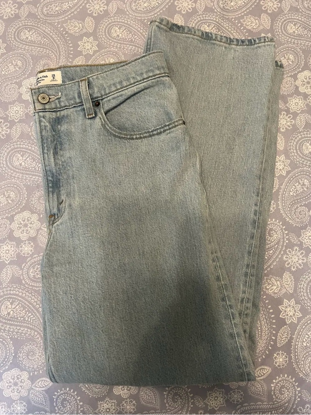 Abercrombie & Fitch The 90’s Relaxed Jean
